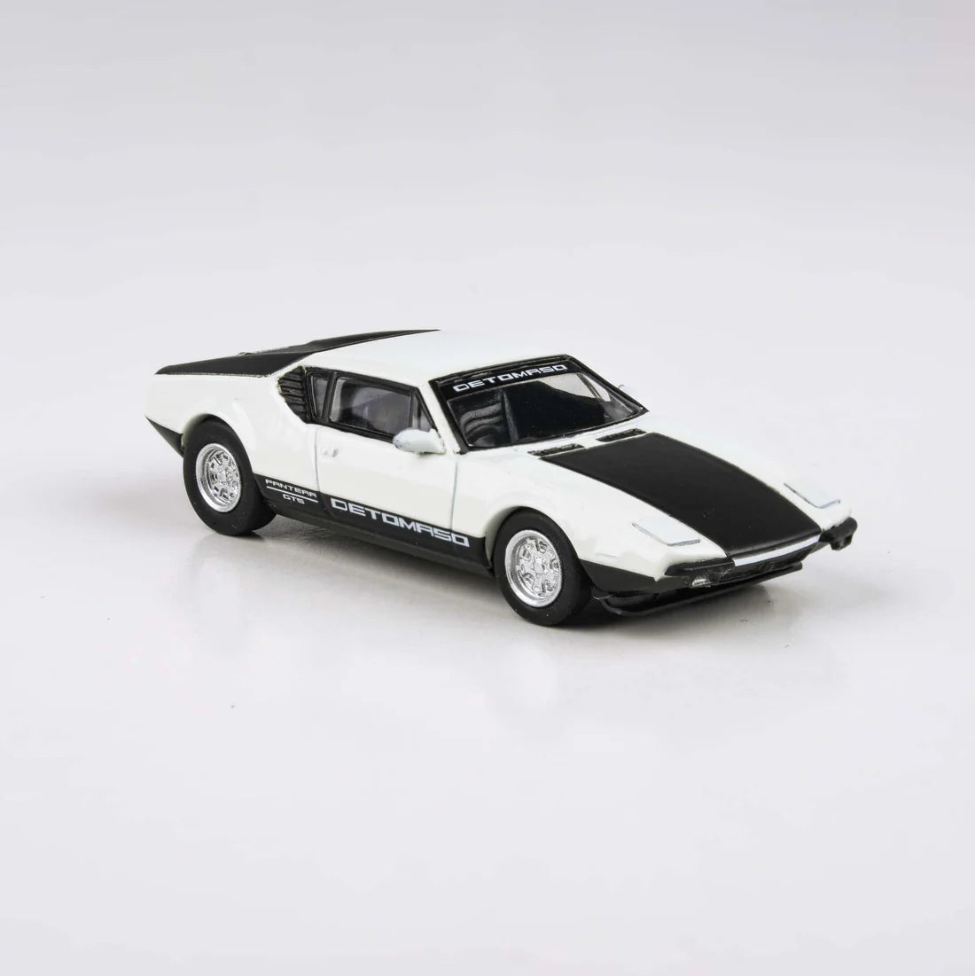 De Tomaso Pantera White / Black 1972 Scale 1:64 Die-Cast Model Car Toy for Kids & Collectors