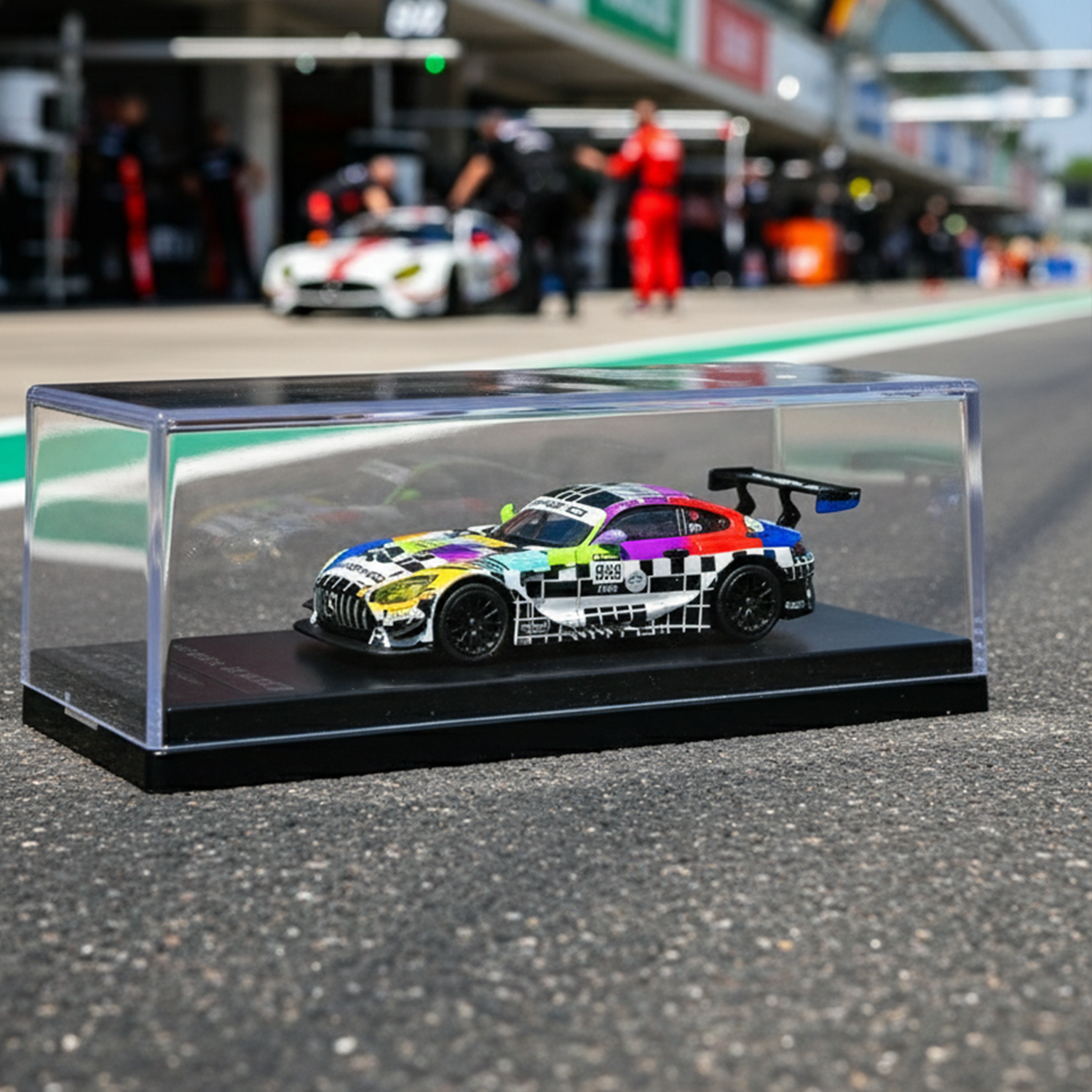 Mercedes-AMG GT3 2025 Bathurst 12H GruppeM Racing Scale 1:64 Die-Cast Model Car Toy for Kids & Collectors